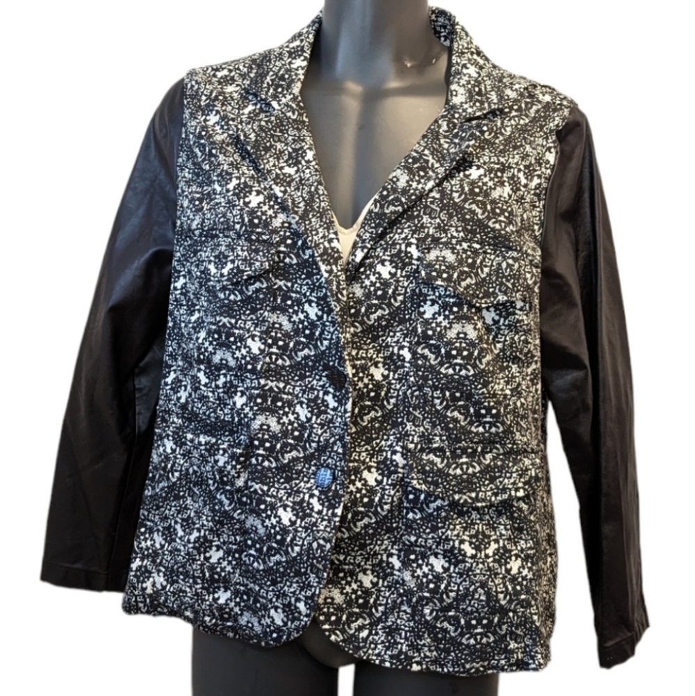 2/$20 MBLM Black and White Print Blazer sz 1X Contrasting Edgy Plus Size